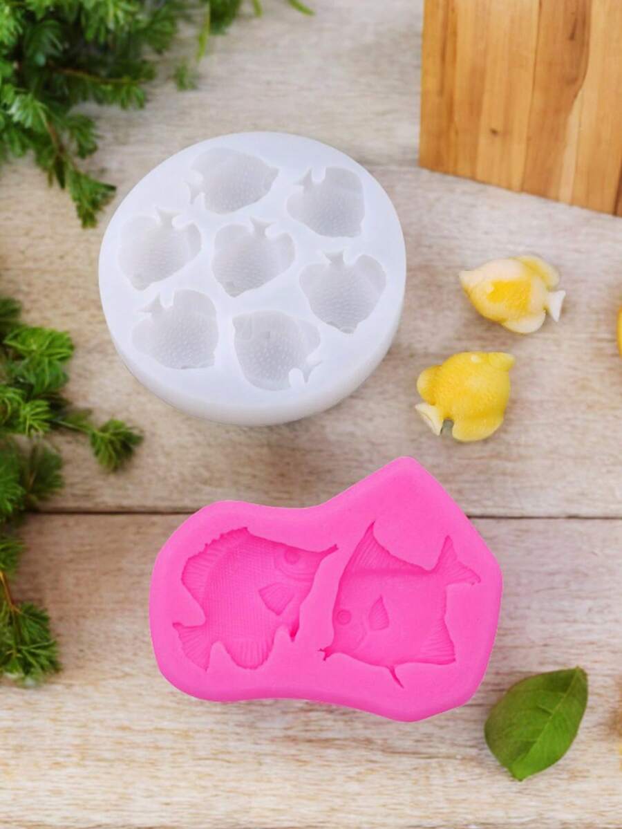 1pc Ocean Theme Fish Shape Silicone Mold For DIY Candle Making, Aromatherapy - Multicolor - View 1