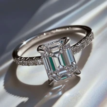 Elegant Commitment Ring With Shiny Cubic Zirconia, Engagement Jewelry Suitable For Women Wedding, Party And Daily Wear