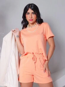 Women's Set In Fleece Fabric Comprising Shorts And Short Sleeve Cropped Top - Orange - View 2