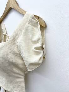 ELLIE Dune Cropped Top With Padded Sleeves - 杏色 - 查看 4