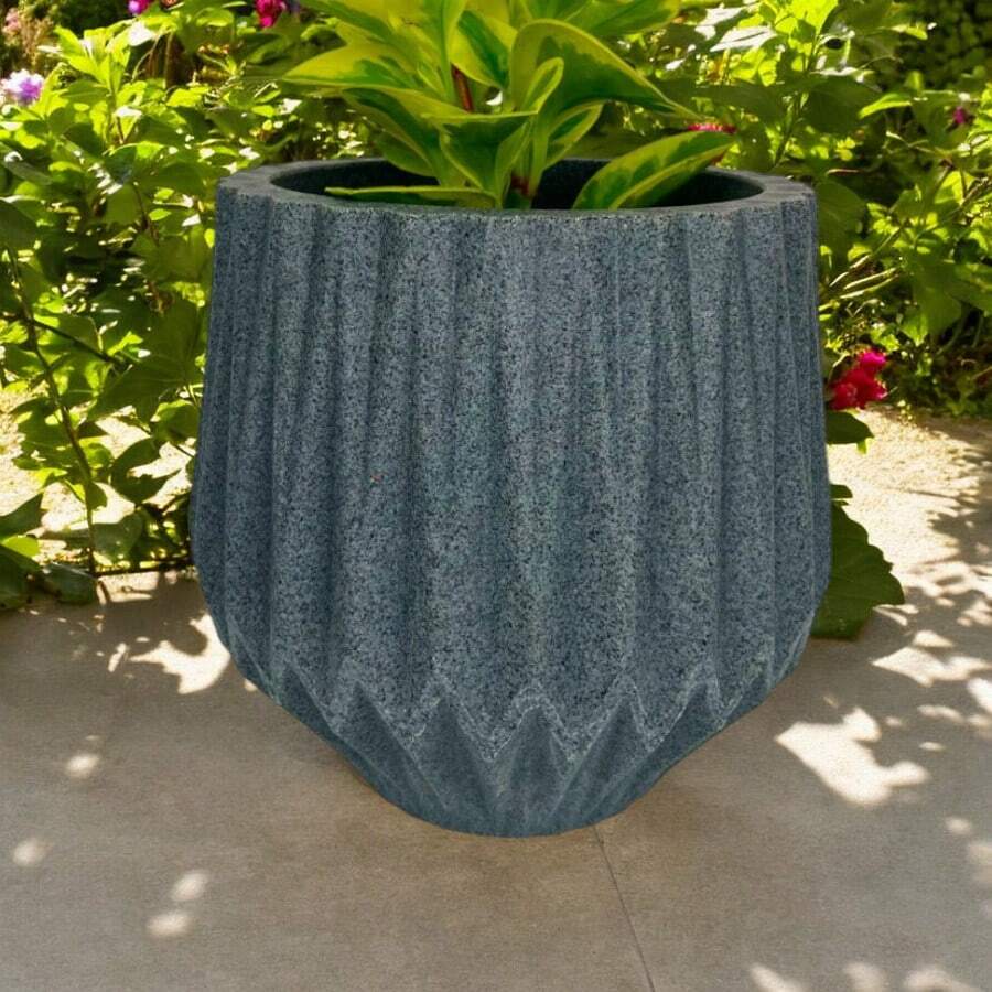 Vaso para planta Decorativo luxo modelo origami em polietileno com tratamento UVA e UVB