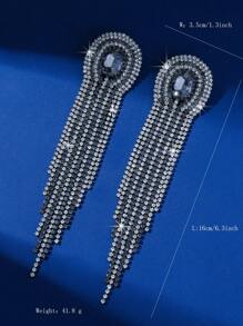 زوج من الأقراط الفاخرة الكبيرة المزينة بالكريستال الأسود ذات الطبقات المتعددة والماس، ديكور ألماس أبيض وأسود أنيق ملائم للحفلات الراقية والاستخدام اليومي