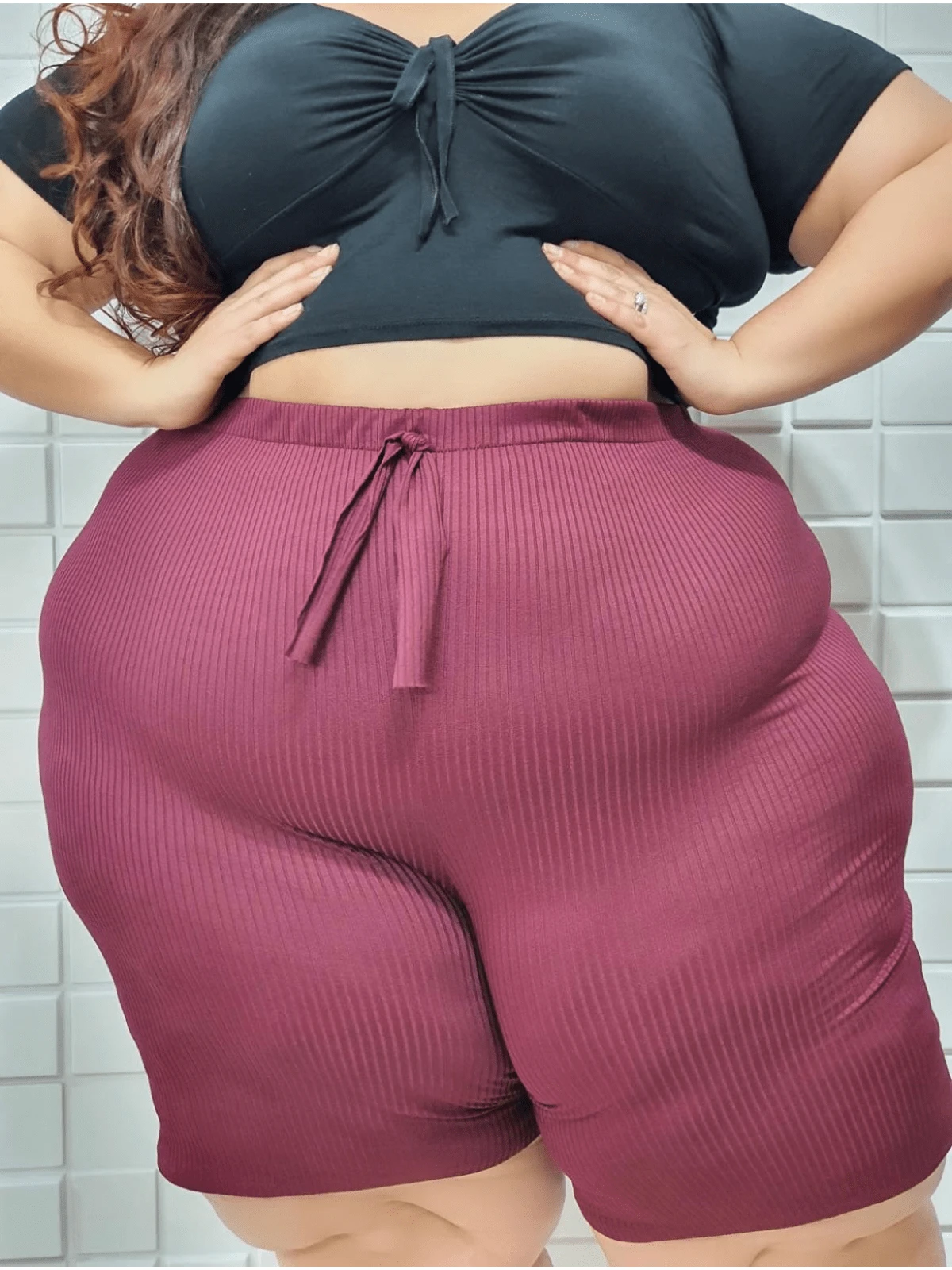 Women's Plus Size Bermuda Shorts In Loose Ribbed Knit - 酒紅色 - 查看 1