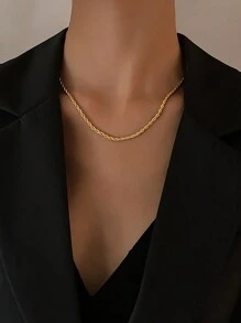 Women's Fashion Simple Sexy Necklace, Twist Rope Chain, Chain, Gold Jewelry Gold Accessories, Women Gifts, Choker Necklace, European And American Style Unisex Necklace, Sailor Rope Chain Necklace, Coffee Bean Necklace, Snake Chain, Oval Chain, Geometric Chain, Fashionable High-End Short Necklace Copper Clavicle Chain Choker Necklace, Golden Accessories, Style Women Gifts Daily Casual Wear, Fashion Jewelry