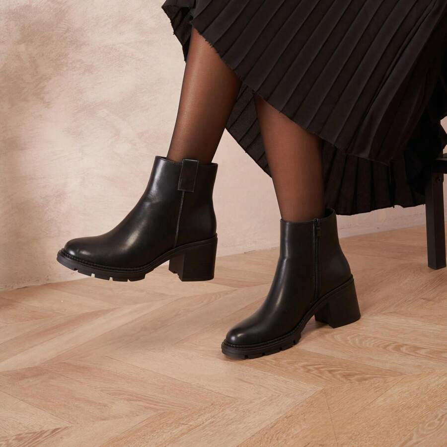 Casual & Versatile Winter Ankle Boots With Warm Fleece Lining - Black - View 1