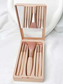 Set di pennelli cosmetici portatili color pelle con specchi, stampa floreale con lettere da A a Z, set di pennelli per trucco con setole morbide, pennelli da viaggio per il trucco con scatole a specchio, penne cosmetiche multifunzione mini, pennelli per fondotinta, pennelli per ombretti, strumenti di bellezza per principianti, pennello miscelatore, organizer per il trucco, rastrelliera per il trucco, include pennelli cosmetici, regali ideali per ragazze, set di strumenti per il trucco portatili, articoli da viaggio necessari, set di pennelli completo, set di pennelli per il trucco, kit di trucco completo, set di pennelli, set di pennelli per il trucco, set regalo per il trucco