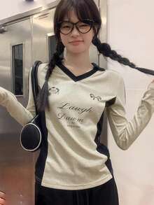 女士 V 领插肩长袖 T 恤，字母印花，修身款，秋冬内衣 - 杏色 - 查看 3