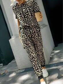 Leopard Print Contrast Color Round Neck Casual Elegant Soft Comfy Loungewear/Sportswear Set With Elastic Waist Short Sleeve Top And Pants, Spring/Summer - Multicolor - View 1