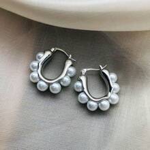 A Pair Of Vintage French High Class Faux Pearl Earrings Fashion Simple U-Shaped Buckle Fashion  Niche All-Matching Earrings