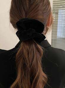 4pcs Women Velvet Hair Scrunchies In Black, Beige, Brown, Stylish & Versatile, Simple Elegant Design, Suitable For Daily Wear, Casual, Party, Work, Travel, Hairdo, Ponytail, Bun