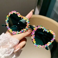 1 pezzo occhiali a forma di cuore colorati come caramelle, di moda per l'estate e la spiaggia, adatti per feste, festival musicali, vacanze di coppia, Ognissanti e accessori da spiaggia per le donne. occhiali di base per outfit casual e da lavoro per le donne in autunno e inverno, regali