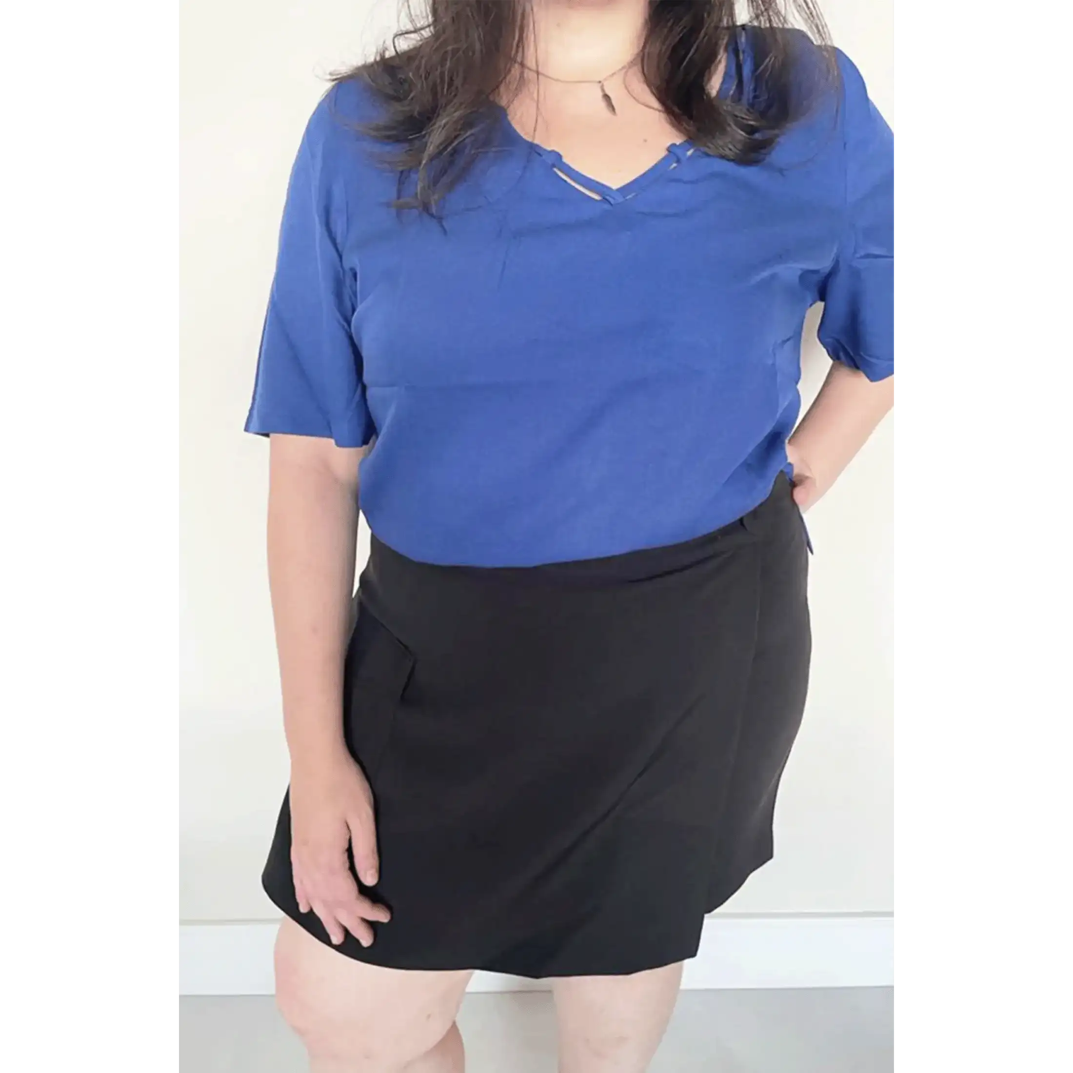 Basic Plus Size Blouse With Drawstring, Short Sleeves And Side Slits