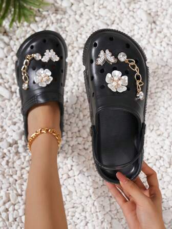 CIVHOM 时尚女士 EVA 花园木屐 - 舒适、防水、防滑、轻便的花园鞋，带有花卉和金属链条装饰，厚实的 EVA 鞋底，适合四季穿着的凉鞋、拖鞋