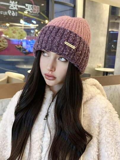 1 Stück Damen Farbblock Strickmütze, warmer windundurchlässiger Ohrenschutz, dick gestrickte Mütze, süß, lässig, elegant, retromodisch, vielseitig einsetzbare Beanie, geeignet für Outdoor, Skifahren, Radfahren, Reisen, Partys, Alltagsgebrauch, Herbst/Winter