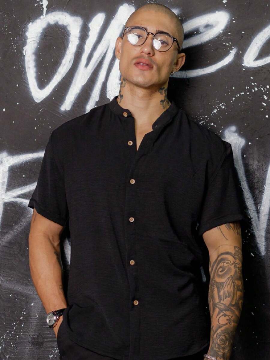 Men's Short Sleeve Dress Shirt With Priest Collar - Fresh Shirt - Comfortable - màu đen - Xem 1
