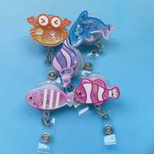 1pc Ocean-Themed Acrylic Badge Reel Clips, Retractable 360-Degree Swivel Alligator Clip ID Holder For Kids, Amusement Parks, Aquariums - Perfect Gift,School Supplies,Back To School - Multicolor - View 3