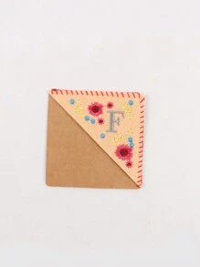 1 pieza, Punto de libro de esquina personalizado bordado a mano, 26 letras bordadas a mano en fieltro, punto de libro de bordado de flor linda para amantes de la lectura, regalo significativo, vuelta al colegio