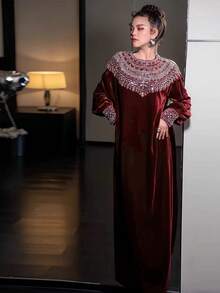 Women's Solid Color Warm Round Neck Exquisite Velvet Elegant Dress, Suitable For Autumn/Winter - Red - View 7