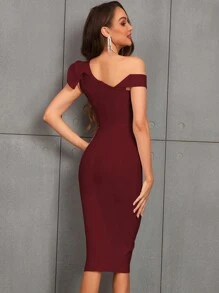 Asymmetric Neckline Ruffle Hem High Slit Bandage Bodycon Dress, Suitable For Cocktail Party, Wedding Guest - Burgundy - View 2