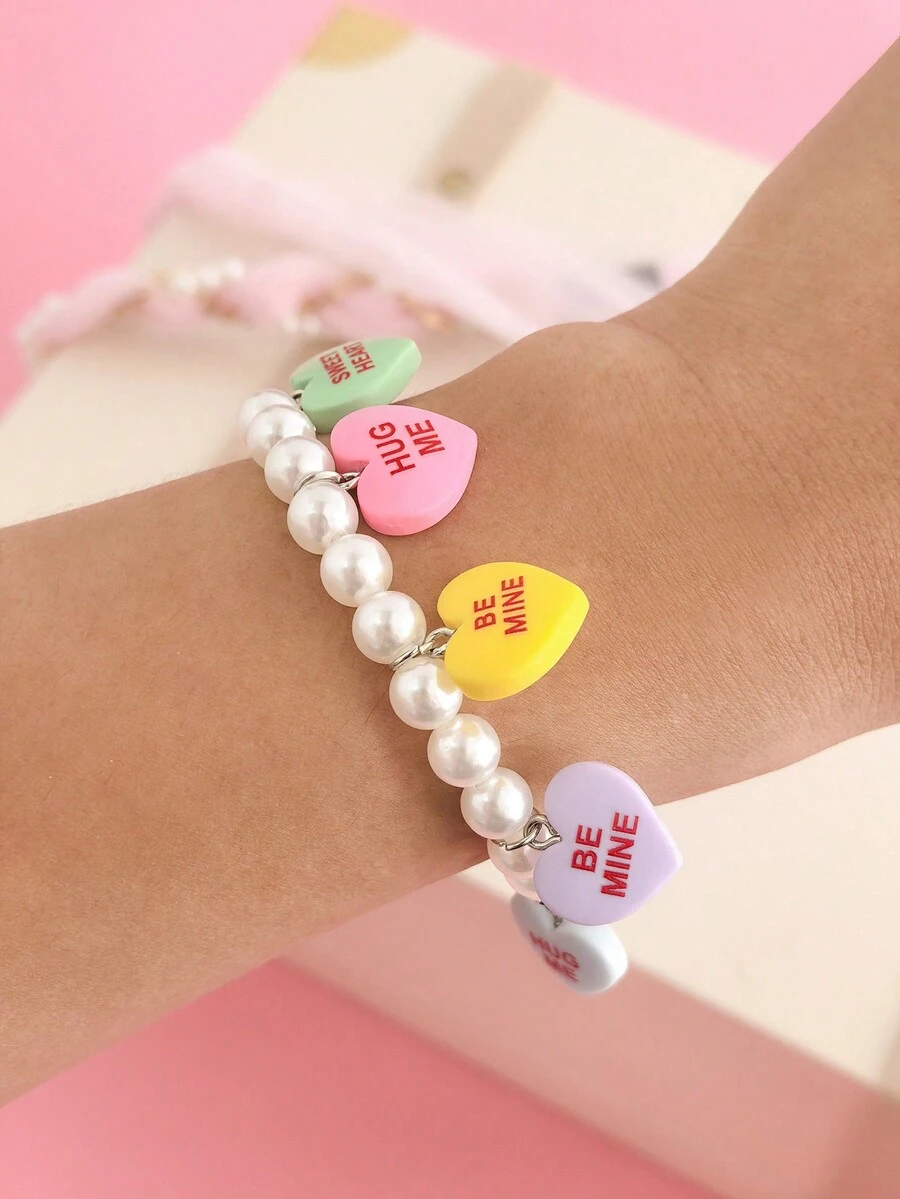 1pc Vintage Valentine's Day "Hug Me Be Mine Sweet Heart" Heart Pendant Faux Pearl Beaded Adjustable Bracelet, Women Gift, Valentine's Day Accessory - Multicolor - View 1