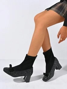 Giày bốt cổ thấp đính sequin thời trang mới dành cho nữ, nơ đen, lấp lánh, gót thấp dày, kiểu bốt tất, bốt Mary Janes, chất liệu kim tuyến tương phản, khóa kéo kim loại phía sau, thanh lịch, xinh đẹp, quyến rũ, gợi cảm, phù hợp cho tiệc tùng, đám cưới, lễ kỷ niệm, váy đầm, đáng yêu. - màu đen - Xem 8