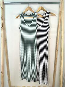Ribbed Striped Dress V-Neck Sleeveless - Treluna 1583 - 黑與白 - 查看 2