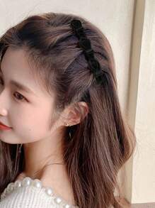 4个女士黑色天鹅绒亚克力装饰侧刘海夹，简约休闲时尚发饰，适合日常使用，包括发爪夹、发夹、发卡、学生用品、头部饰品、发卡。 - 黑色 - 查看 3