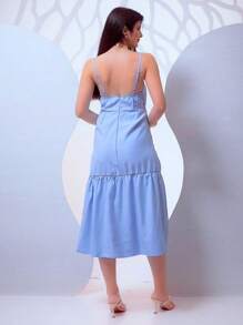 Women's Midi Dress With Thin Straps, Adjustable Neckline, Ruffled Hem And Zipper On The Back, Summer - 淺藍色 - 查看 3