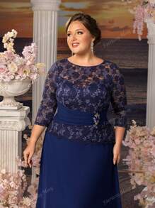 Faeriesty Faeriesty Mosy Plus-Size Round-Neck Long-Sleeve Lace Evening Gown With Sculpted Fish-Tail Skirt – Formal Wedding Guest Dress, Black-Tie Gala Attire, Opera Night Ensemble, Red-Carpet Eveningwear, Luxury Bridesmaid Gown