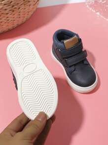 New Unisex Children Soft Bottom Waterproof Anti-Slip Durable Baby Shoes, Hook And Loop Strap Outdoor Casual Sports Flats, Plain Color High Top Running Shoes, Suitable For All Seasons