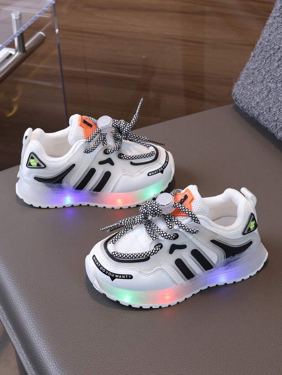 New Fashionable Light-Up Shoes Kids Sports Shoes Comfortable Running Shoes Baby Sport Shoes Little White Sneakers