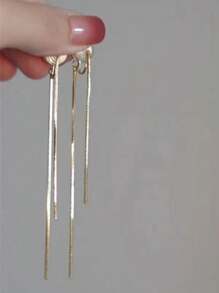 1 Paar goldfarbene Metall Quaste Kette Clip-On Ohrringe, minimalistisches Design ohne Piercing Ohrclips für Frauen, hochwertiges Schmuckzubehör mit elegantem Lässig-Stil