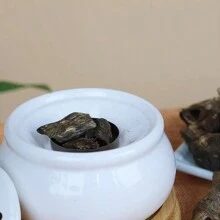 5g/10g Natural Canaan Agarwood Chips For Soothing And Sleeping, No Chemicals, Sweet Scent Suitable For Carbon, Electric Heating, Soft Coal Burning, Diffused Fire, High-End Raw Materials From Chinese And Arabian Incense, Suitable For Relaxation, Sleeping, Yoga, Tea, Spa And Meditation, Etc.