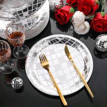 10pcs-Can Hold 10 Guests Lamp Ball Disposable Paper Plate Disco Party Tableware Disposable Round Dinner Plate Tableware Holiday Celebration Birthday Party Banquet Tea Party Wedding Exquisite Craft Fashion Match St. Patrick's Day Easter Valentine's Day