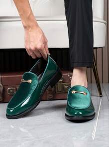 Men Shoes For Party Green Patent Shoe For Men Elegant Italian Shoes Men Slip On Loafers Male Plus Size Point Toe Velvet Shoes Black