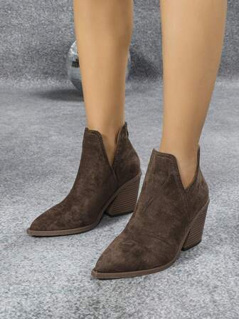 2024 New French-Style Short Boots Women, British Style Boots, Autumn/Winter New Ankle Boots, Thick Heel High Heels Pointed Toe Western Boots With Back Zipper