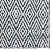 Black And White Outdoor Area Rug 190x290 Cm | Versatile Patio Carpet For Balcony Decor | Soft Jacquard Pattern Rug Perfect For Poolside - Blanco - Ver 4