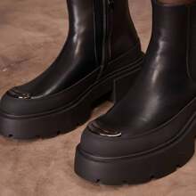 Chunky Platform Ankle Boots With Metallic Insert – Modern And Bold Style - Black - View 3