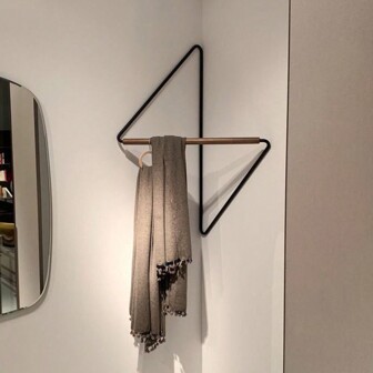 1pc Creatieve geometrische stijl kledinghanger, minimalistische decoratieve opbergrek, hout en ijzer materiaal, muurdecoratie voor woonkamer, hoogwaardige woondecoratie hoekplank beste