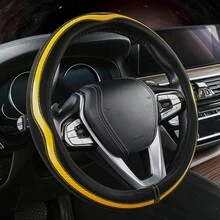 皮革和碳纤维图案汽车方向盘套 - 适用于各种汽车，耐用皮革套带防滑衬里，适用于直径为 14.5 英寸 - 15 英寸的方向盘 - 均碼 - 查看 1