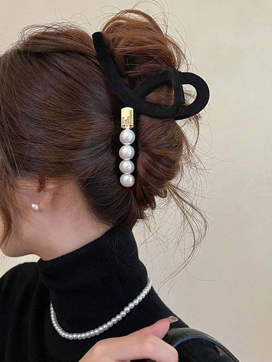 1件装女士黑色植绒一体式大号仿珍珠水晶亚克力鲨鱼爪发夹，时尚休闲简约优雅新款，适合日常外出、聚会、约会等场合。