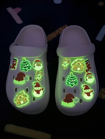 Set de 7 decoraciones luminosas para zapatos, accesorios de zapatos que brillan en la oscuridad con diseños de dibujos animados, adornos de zapatos de PVC