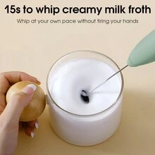 手持式可充电奶泡器，电动泡沫机咖啡起泡器，可拆卸，配有 2 个不锈钢搅拌器，适用于拿铁、卡布奇诺、抹茶、鸡蛋、牛奶的饮料搅拌机 - 彩色 - 查看 8