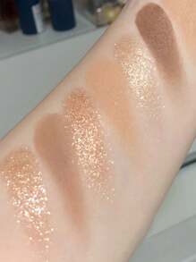 Dasique No.10 秋风眼影盘，纯素配方，韩式彩妆，无动物实验，9款易于晕染的哑光和珠光眼影，附赠精美韩式彩妆礼品 - #10 Autumn Breeze - 查看 5