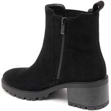 Women's Heeled Chelsea Boots – Comfort And Elegance For Winter - Black - View 3