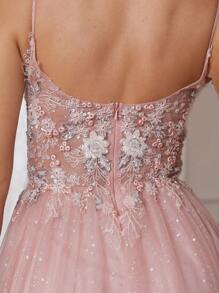 闪亮蕾丝高开叉细肩带舞会礼服 A 字形 V 领女士正式晚礼服 网眼幻觉 3D 亮片花朵贴花返校节礼服 拉链后背派对礼服 婚礼宾客礼服，长袍