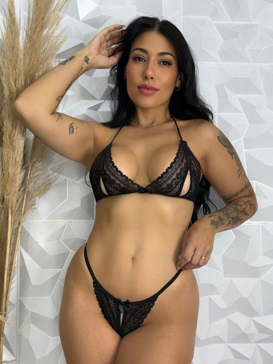Apressadinha Women's Set Lace Lingerie Bra And Thong SexShop Intimate Fashion Erotic Line - Negro - Ver 1