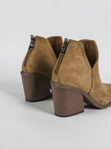 2024 New French Style Short Boots For Women, British Retro Boots, Pointed Toe Chunky Heel Ankle Boots With Back Zipper, Autumn/Winter