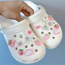 14 Stück DIY Hase - Niedliche rosa Wolken, Erdbeeren und austauschbare abnehmbare Schuhclips Schuhanhänger Set