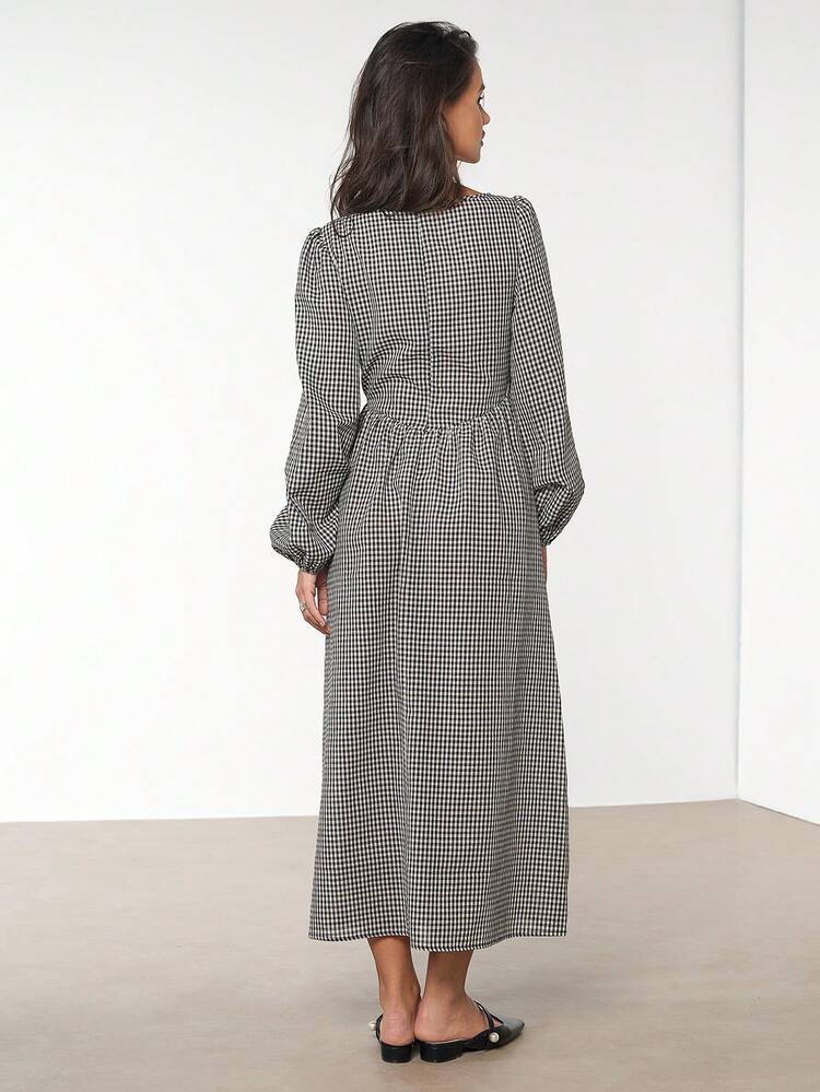 black and white checkered dress long sleeve UV Glow Black & White Checkered Long Sleeve Bodycon Dress With Scoop  Neckline